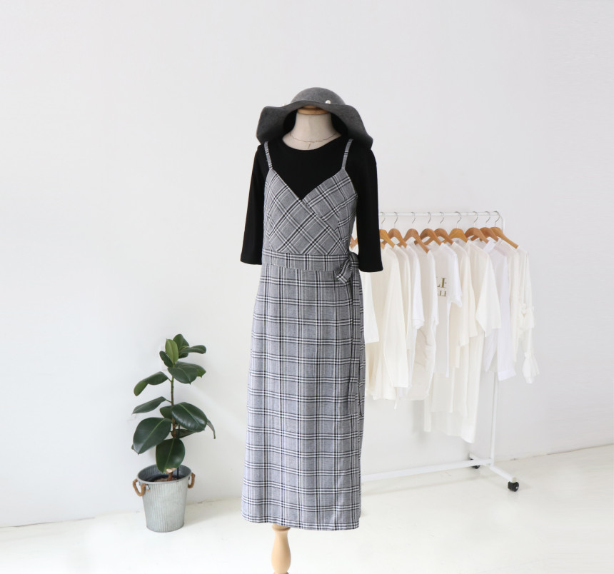 Flair check skirt long skirt