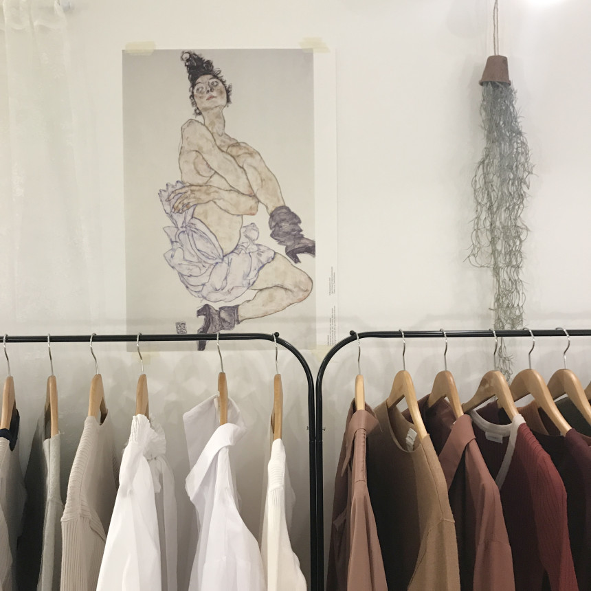 Goliath Knit Pleated Long Skirt 2color Flared Band