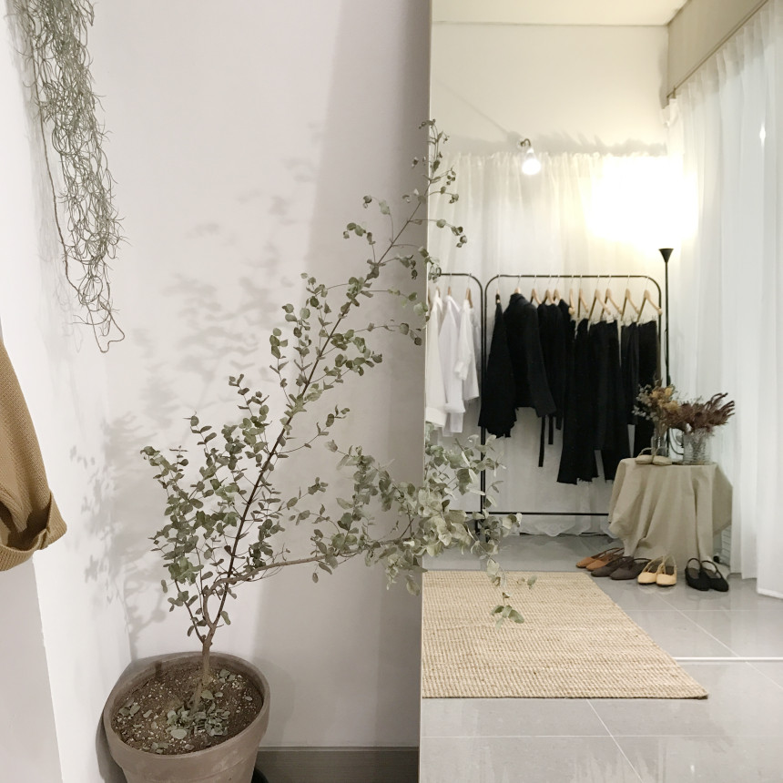 Goliath Knit Pleated Long Skirt 2color Flared Band