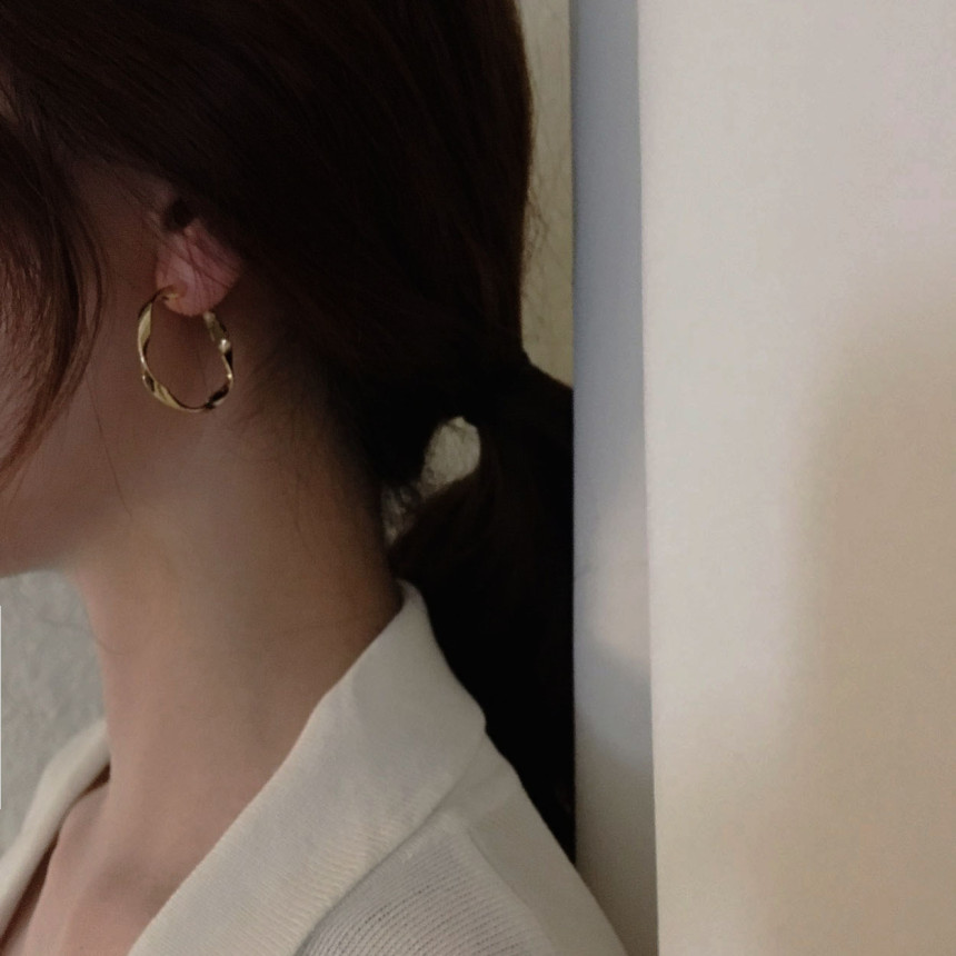 <b><p>ring ear special Feme coordation Romanc style</p></b><b><p>リング イヤ 特別な 女性なコーディネート ロマンチックスタイル 高級感 様々なル</p></b><br /><br /><p align='center'>