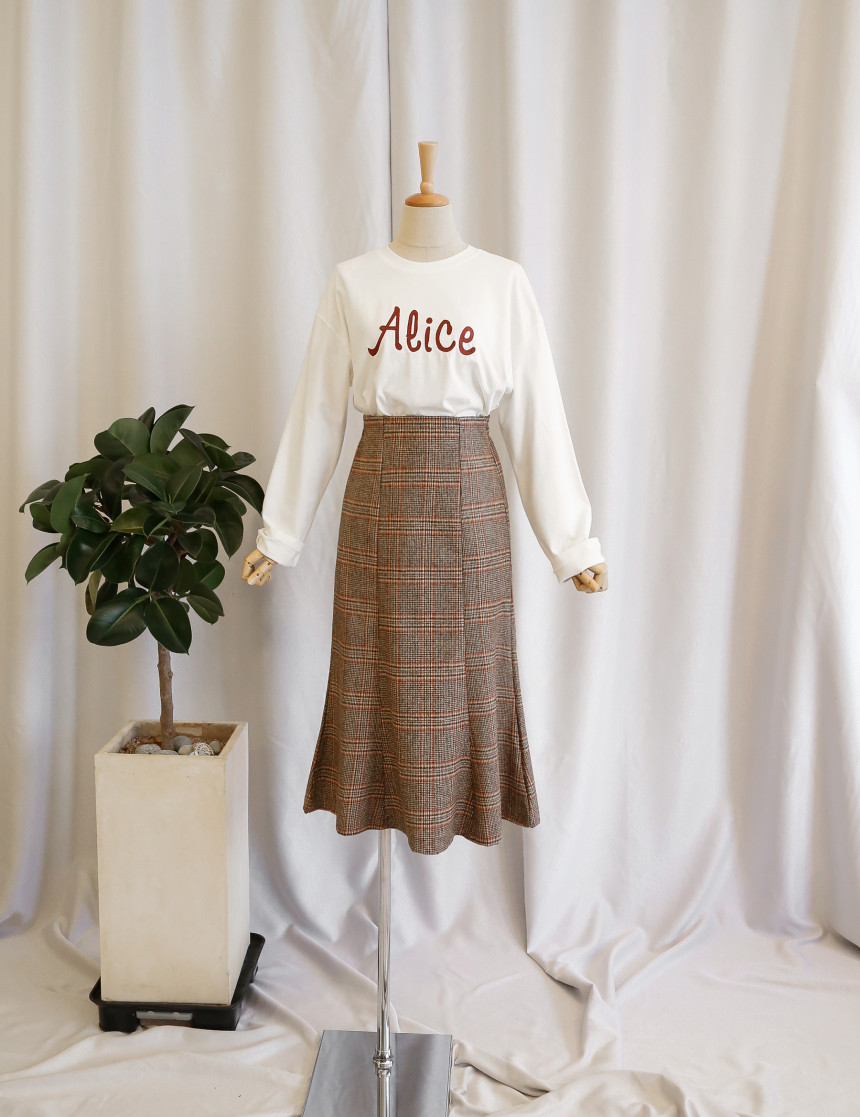 Check flare Long skirt Mermaid office Look Hospita