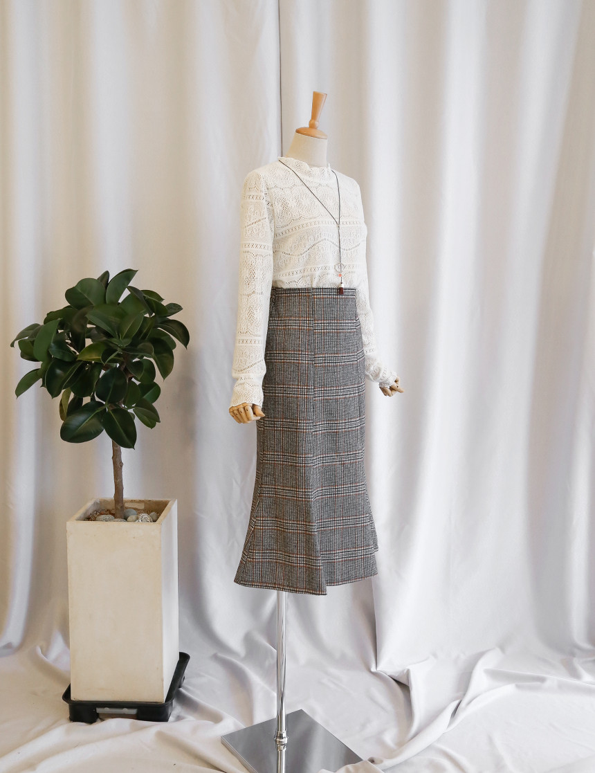 Check flare Long skirt Mermaid office Look Hospita
