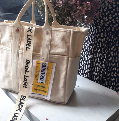 <b><p>Black Label Canvas Square Eco Tumbler Coeyce</p></b><b><p>ブラックレーベルキャンバス正方形バックエコタンブラーコンベクデイリーバック 블랙라벨에코백</p></b><br /><br /><p align='center'>