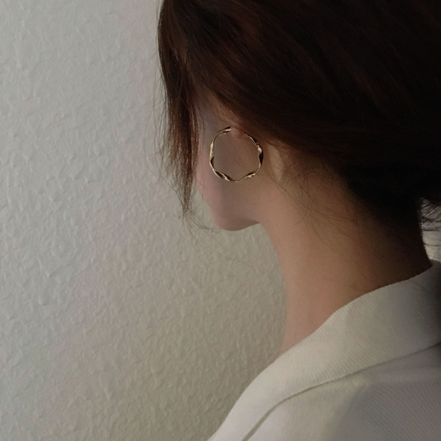 <b><p>ring ear special Feme coordation Romanc style</p></b><b><p>リング イヤ 特別な 女性なコーディネート ロマンチックスタイル 高級感 様々なル</p></b><br /><br /><p align='center'>