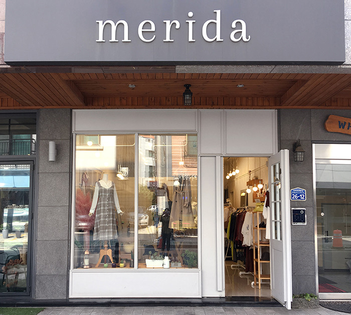 Check flare Long skirt Mermaid office Look Hospita