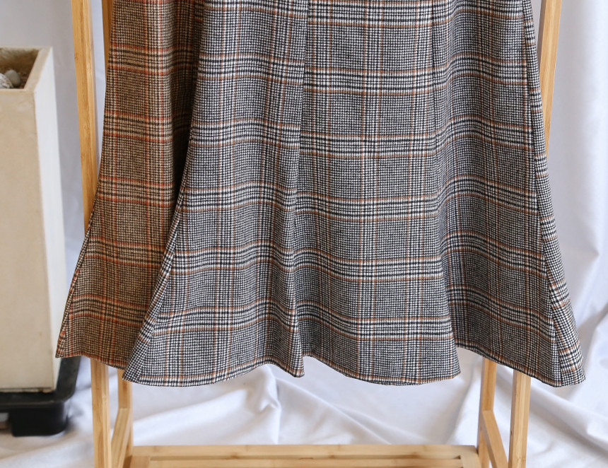 Check flare Long skirt Mermaid office Look Hospita