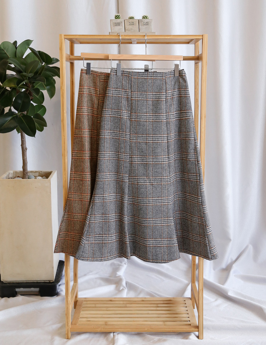 Check flare Long skirt Mermaid office Look Hospita