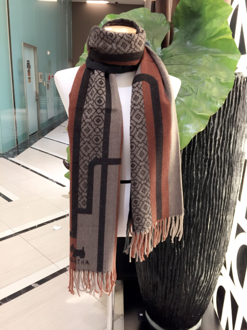 Agata Woven Shawl Shafran SB2UHW322