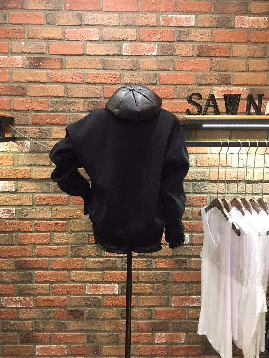 Women Short Pants Leather Material Waist Full Bend