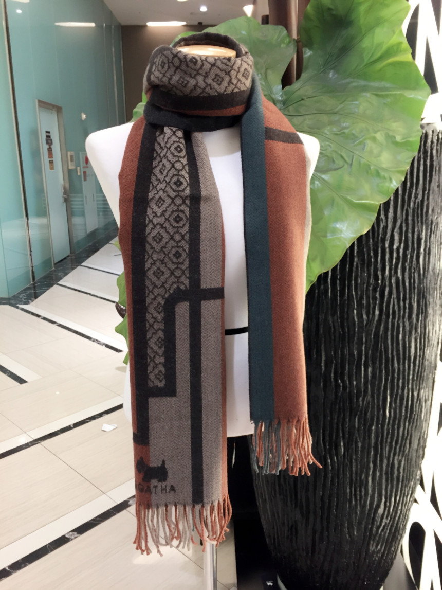 Agata Woven Shawl Shafran SB2UHW322