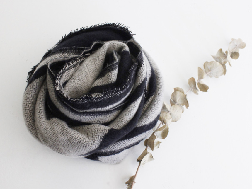 Rhinoceros Muffler Stylish wedding fashion Women&#