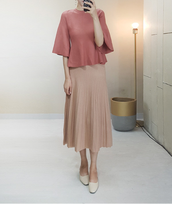 Melonite Pleated A-Line Long Skirt