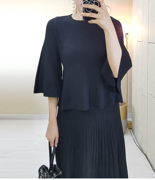 Melonite Pleated A-Line Long Skirt