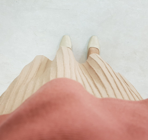 Melonite Pleated A-Line Long Skirt