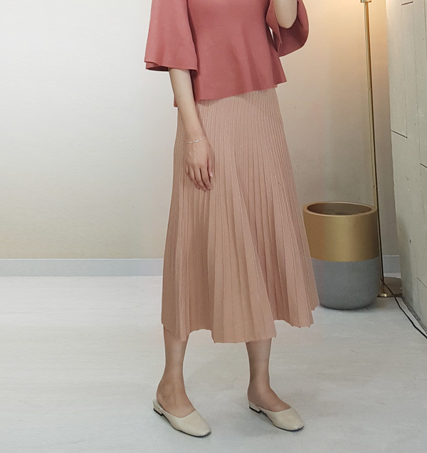 Melonite Pleated A-Line Long Skirt