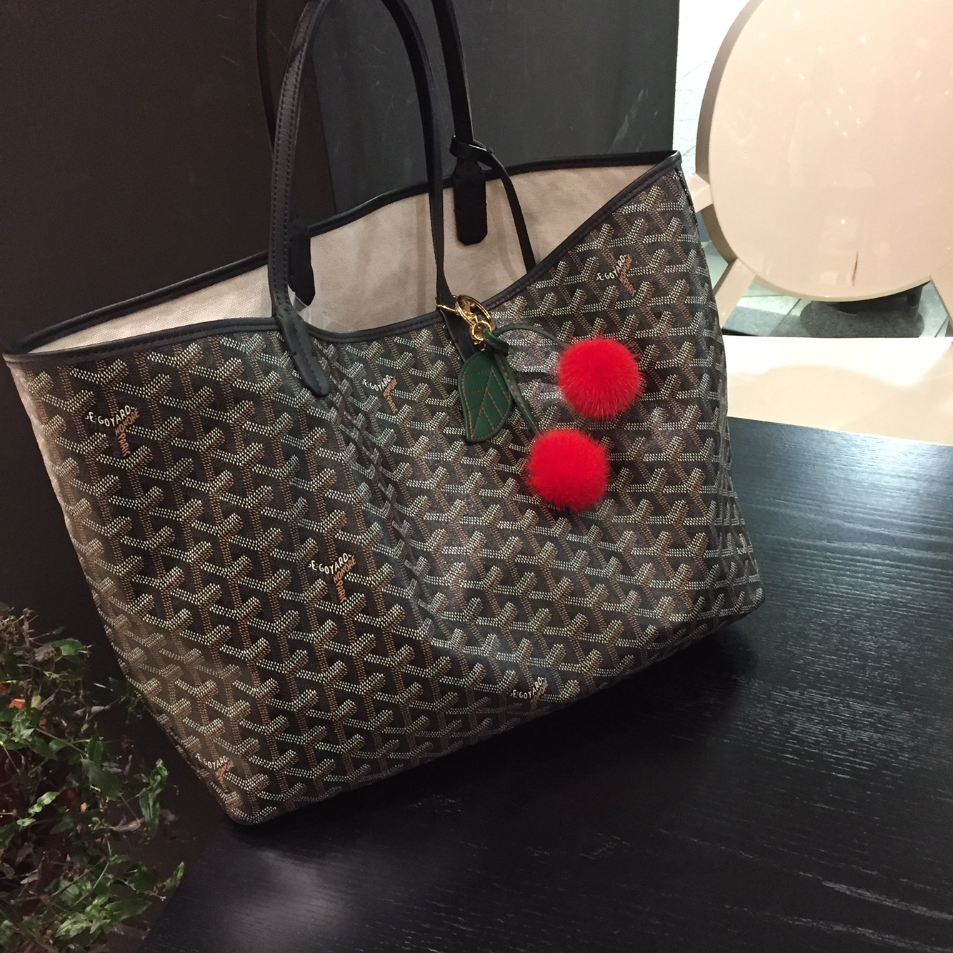 European mink cherry keyring Same day shipping pom