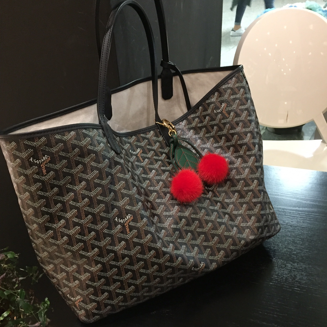 European mink cherry keyring Same day shipping pom