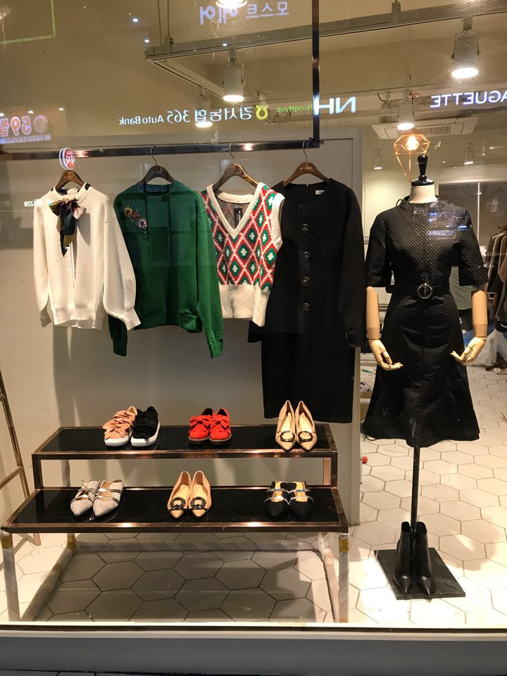 Real rabbit bell muffler Outgoing sophisticated re