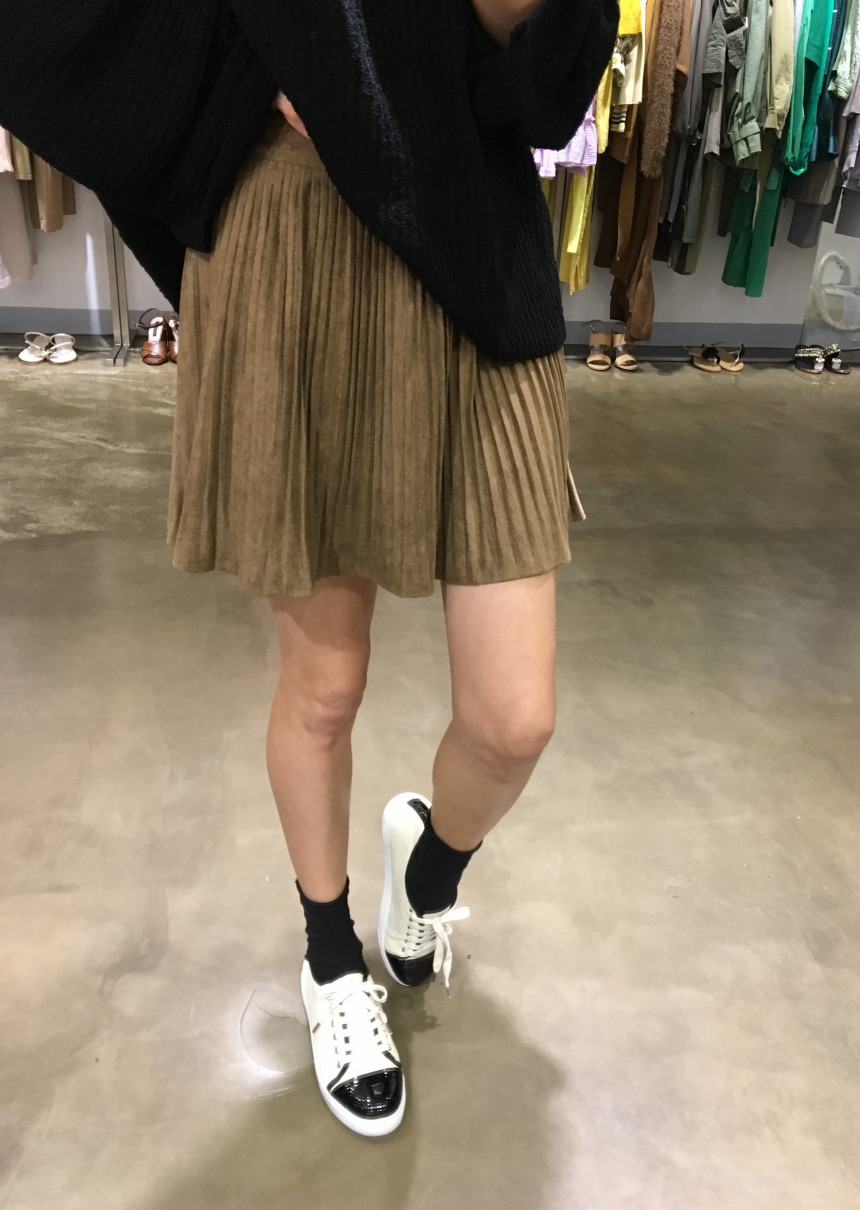 Mini suede skirt Natural casual wear Easy casual l