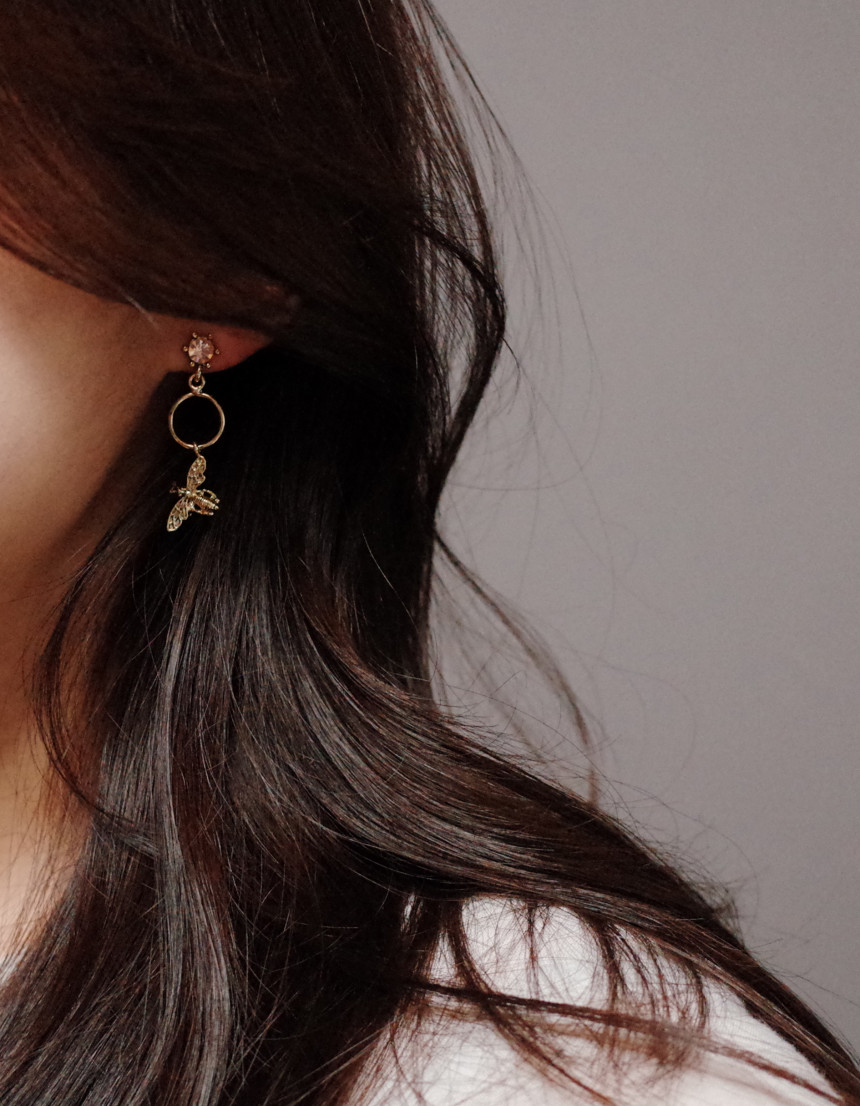BEE bee flower petite drop earrings handmade styli