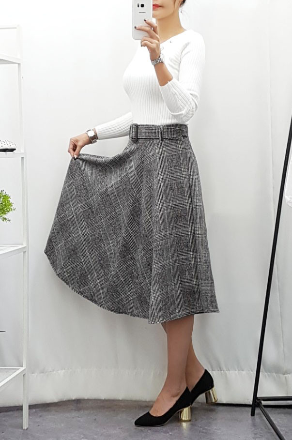 Check wool long skirts Every day I want to wear Cl