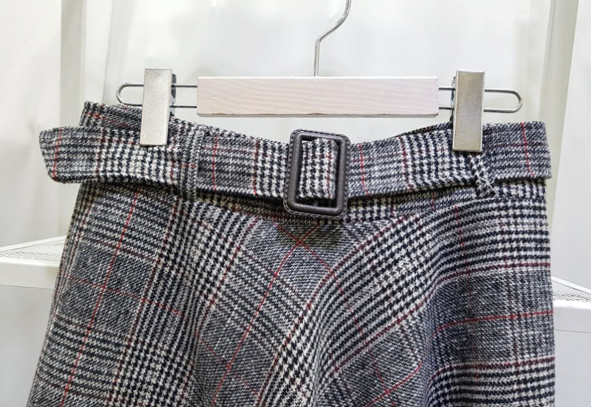 Check wool long skirts Every day I want to wear Cl