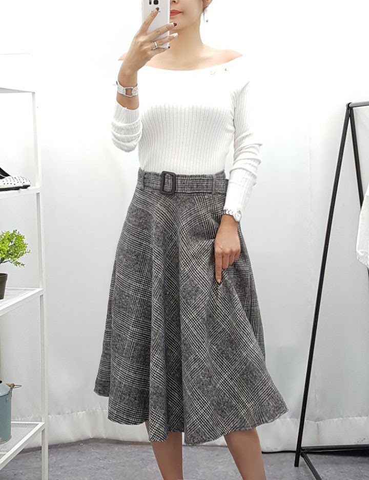 Check wool long skirts Every day I want to wear Cl