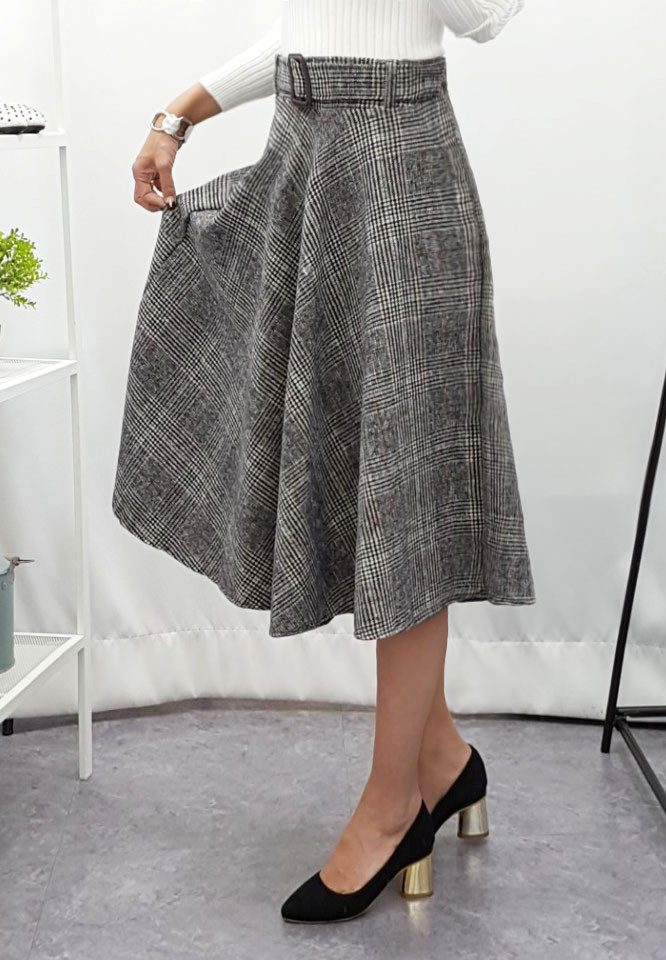 Check wool long skirts Every day I want to wear Cl