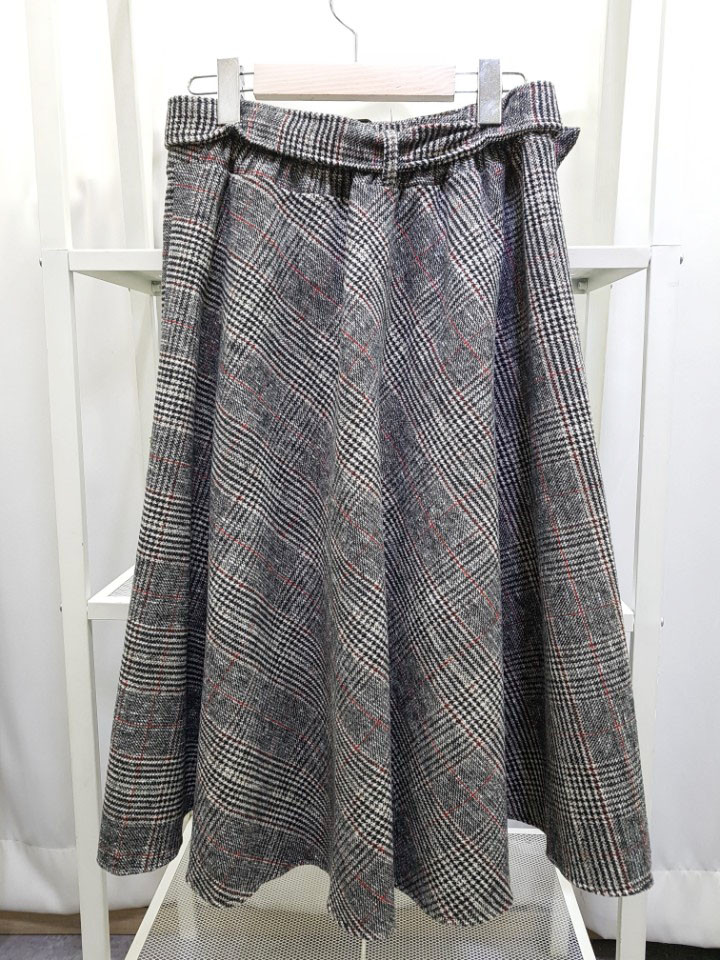 Check wool long skirts Every day I want to wear Cl