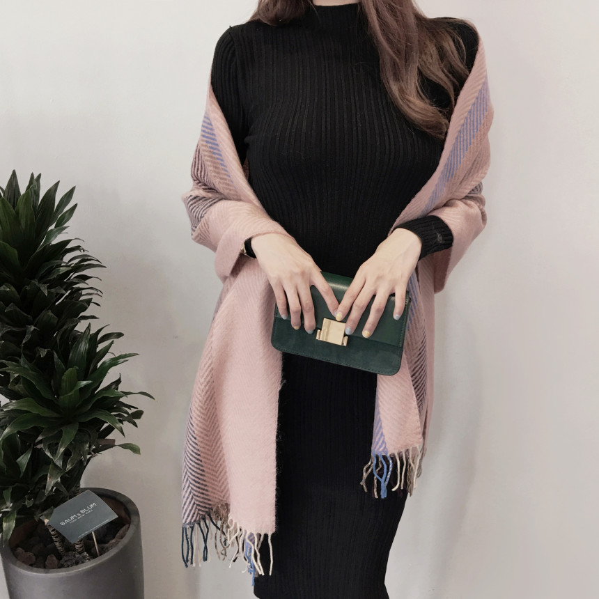 Herringbone Check Shawl Muffler