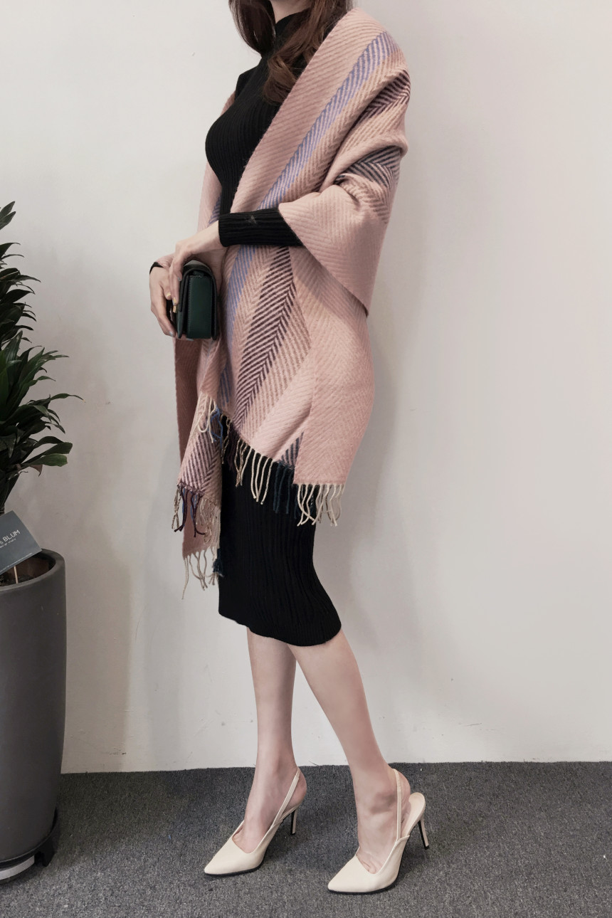 Herringbone Check Shawl Muffler