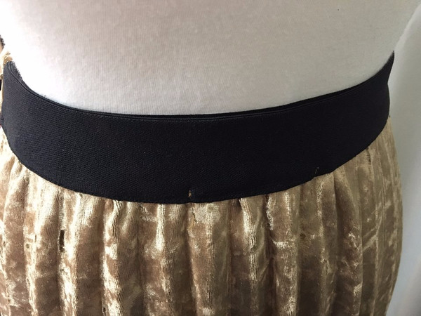 Velvet long skirt wrinkled gold skirt fabric point