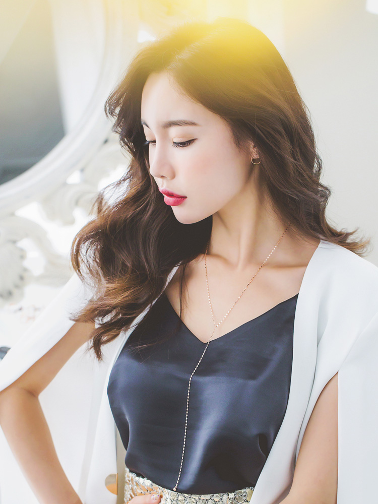 Lovely sleek Waiting Necklace 14K gold 14k long 14