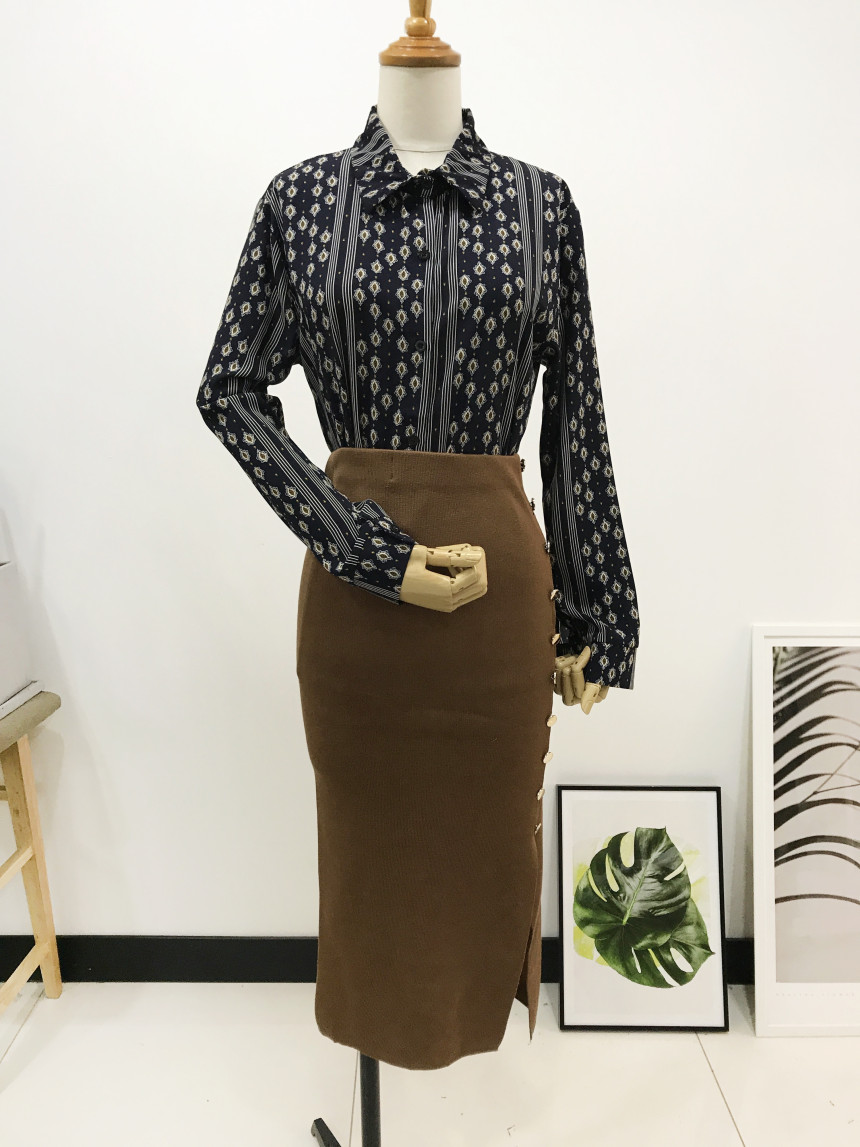 Long-sleeved knit long skirt 44-77 High-waisted H 