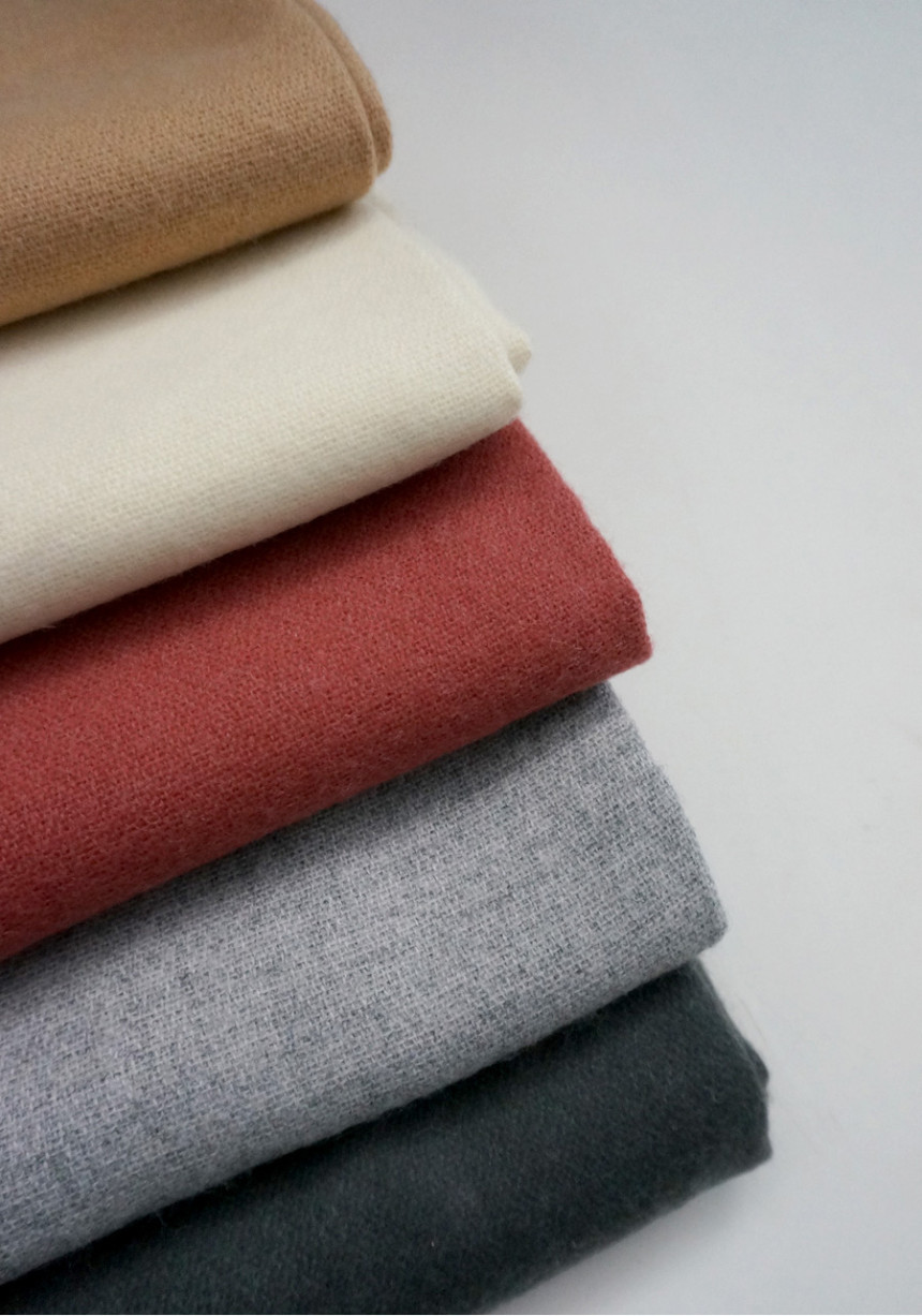 Plain Surgical Wool muffler Woman Autumn Cozy Look