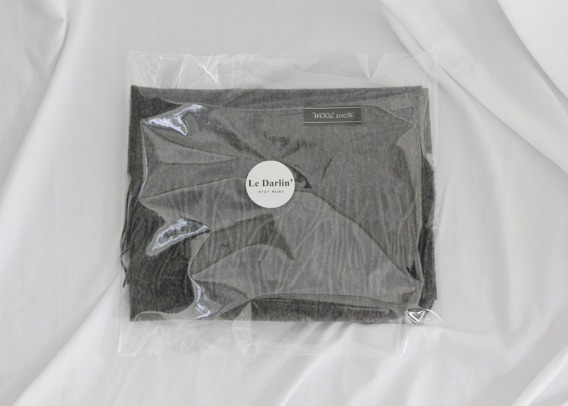 Surgical basic muffler Neat modern sensibility Fri