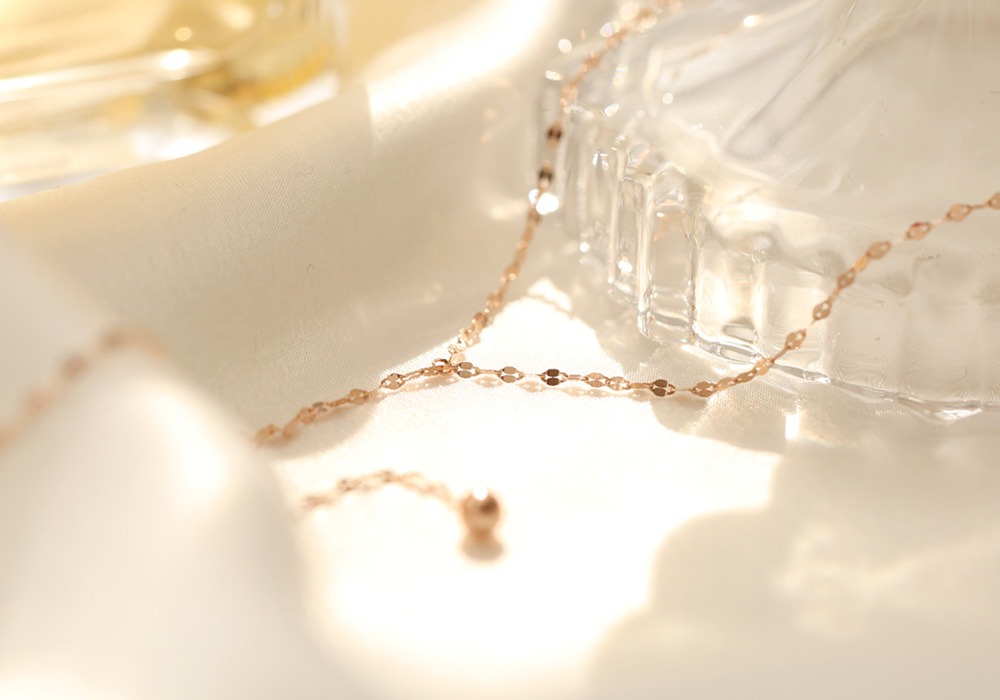 Lovely sleek Waiting Necklace 14K gold 14k long 14