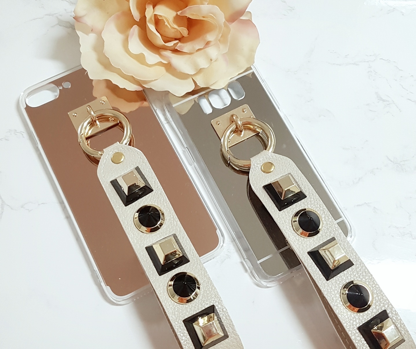 <b><p>Galaxy Note Gold Bck Stud rap iPhone s8 Case</p></b><b><p>ギャラクシーノート8ゴールドブラックスタッドストラップ、iPhone s8ケース珍しいユニーク携帯電</p></b><br /><br /><p align='center'>