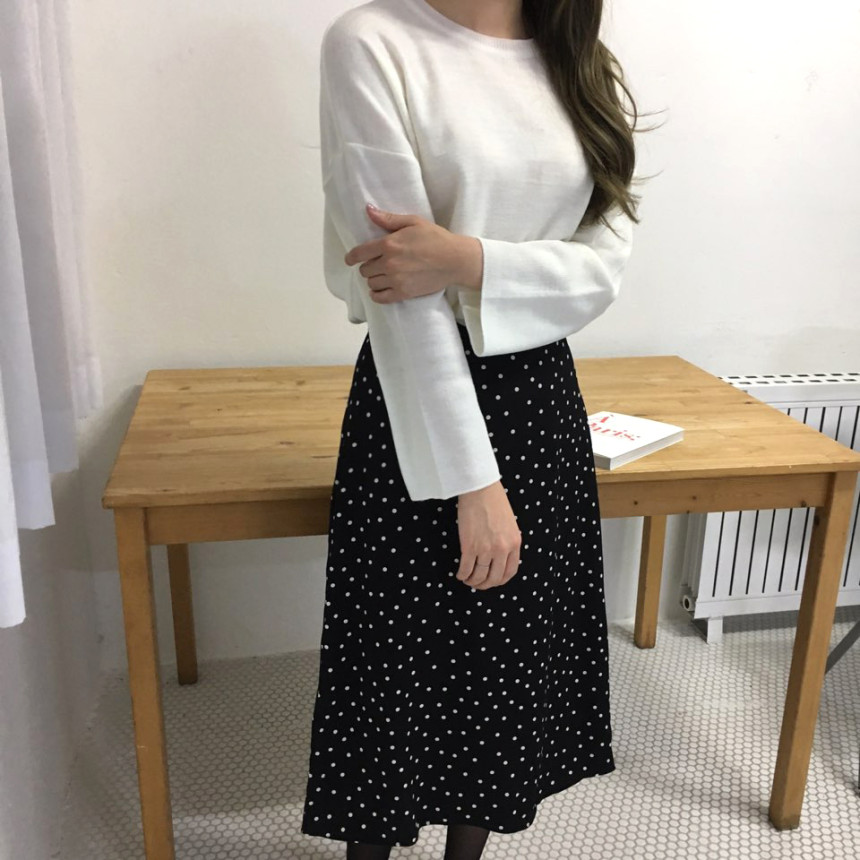 Dot A-line long skirt 20s feminine coordination gu