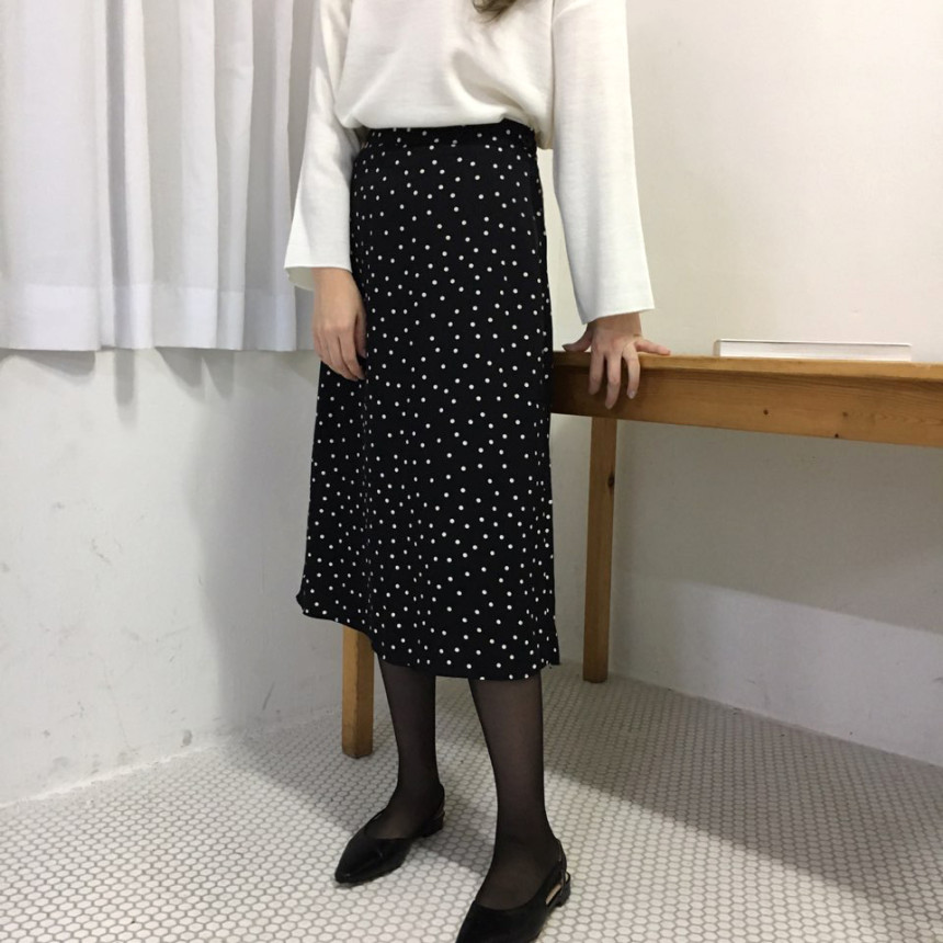 Dot A-line long skirt 20s feminine coordination gu