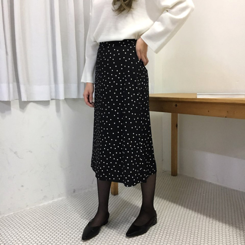 Dot A-line long skirt 20s feminine coordination gu