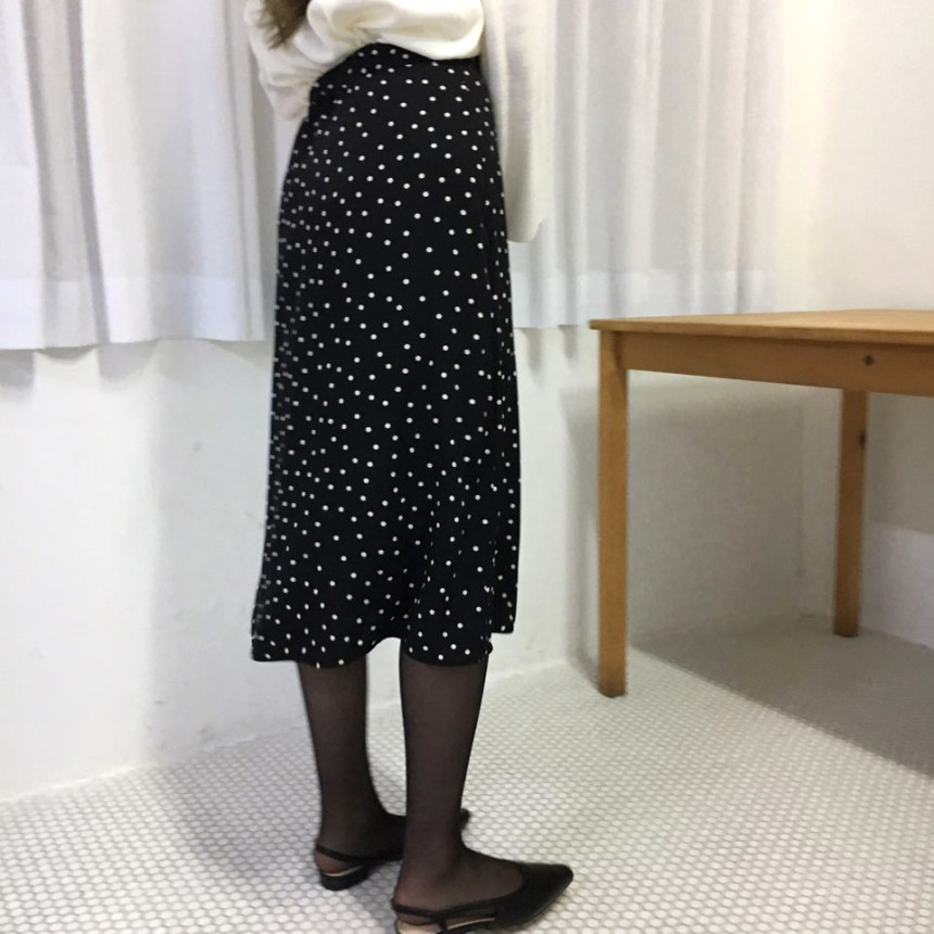 Dot A-line long skirt 20s feminine coordination gu