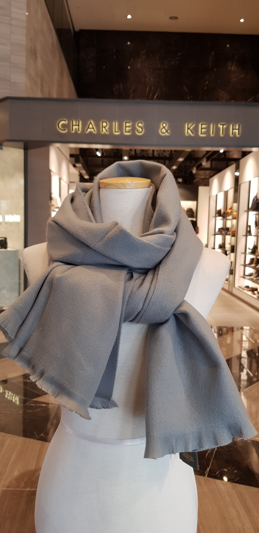 Estilo Franco Ferrero Warm Elegance Muffler E17F2H
