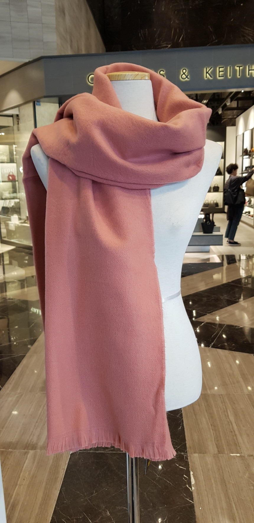 Estilo Franco Ferrero Warm Elegance Muffler E17F2H