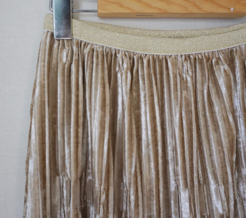 Dancing Gold Velvet Pearl Pleated Pleated Bending 
