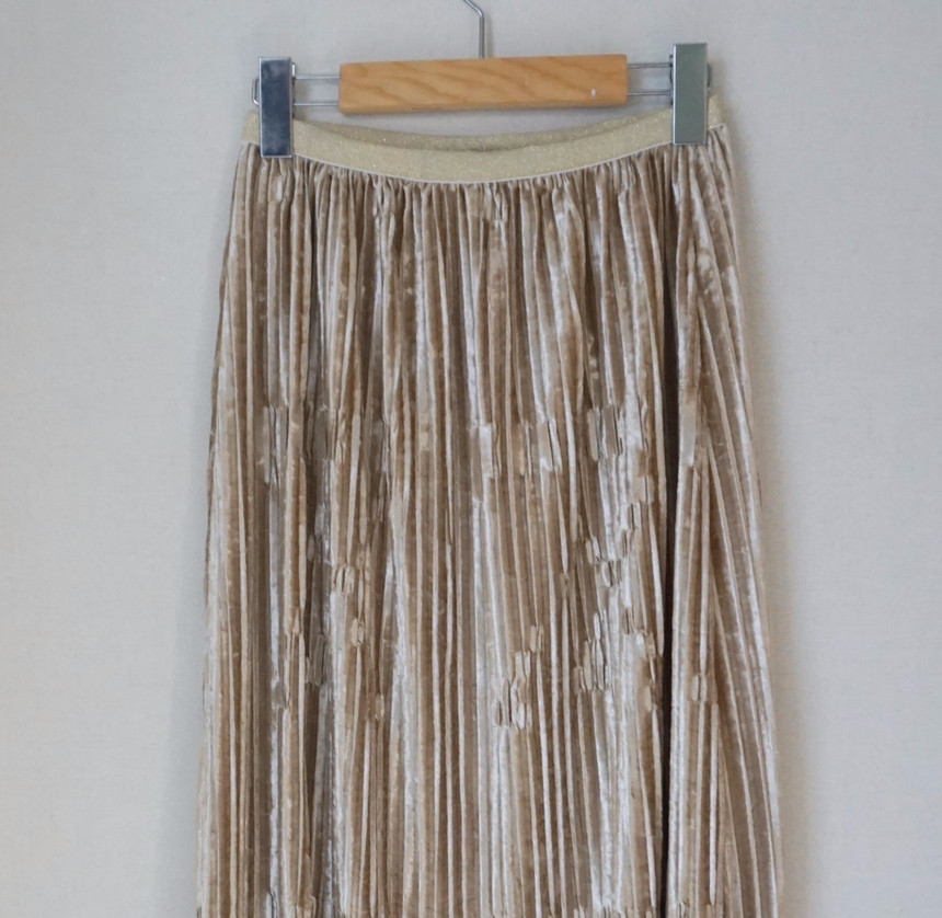 Dancing Gold Velvet Pearl Pleated Pleated Bending 