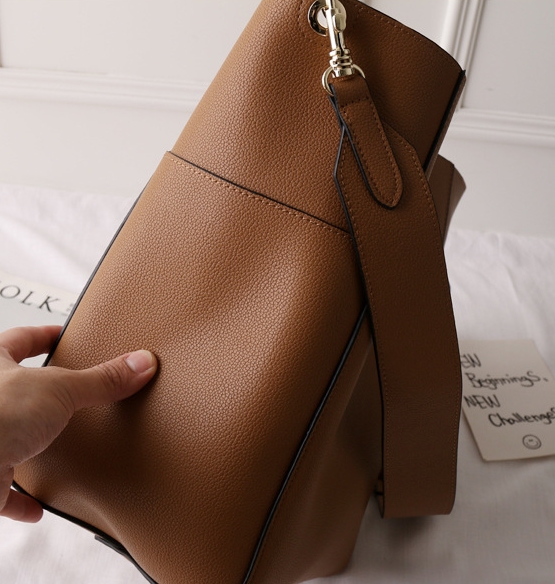 <b><p>Real lther Kabas bucket type2 Sml Ladies'</p></b><b><p>リアルレザーカーバスバケットバックtype2小バッグ女性デイリーバッグ上グルベクセリーヌバック</p></b><br /><br /><p align='center'>