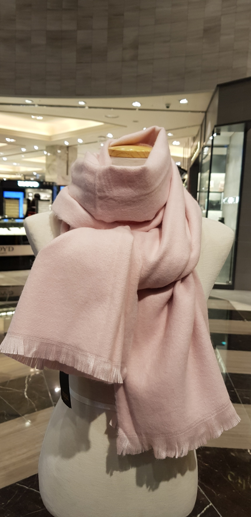 Estilo Franco Ferrero Warm Elegance Muffler E17F2H