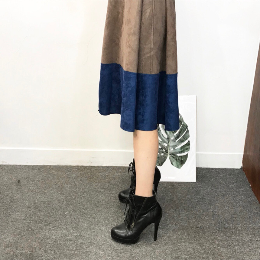 Suede color long skirt banding autumn coordination