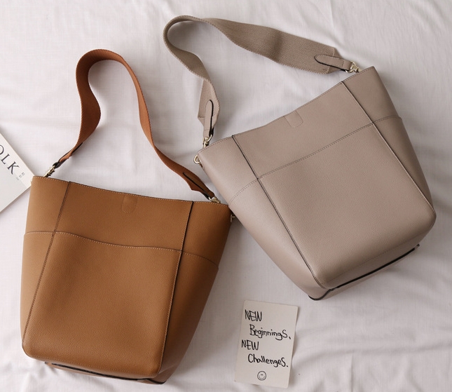 <b><p>Real lther Kabas bucket type2 Sml Ladies'</p></b><b><p>リアルレザーカーバスバケットバックtype2小バッグ女性デイリーバッグ上グルベクセリーヌバック</p></b><br /><br /><p align='center'>